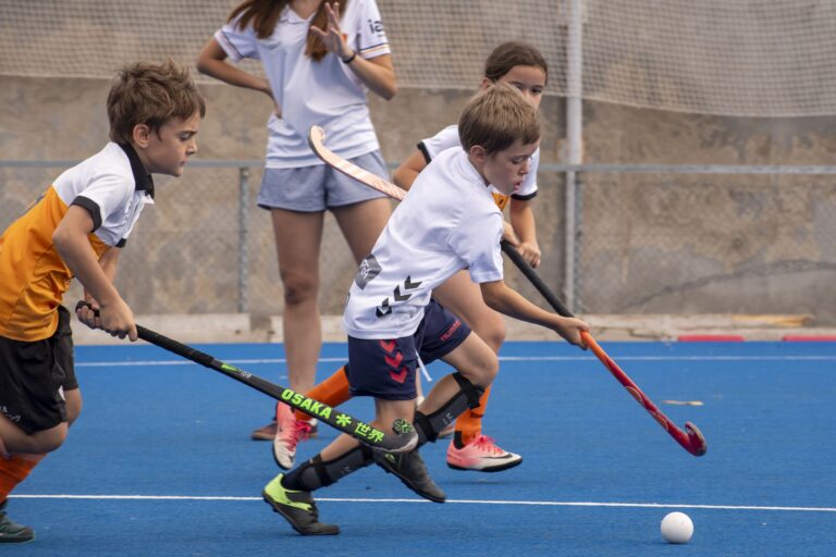 Más Allá del Fútbol: El Club de Hockey Valldoreix Promueve Deportes que Fomentan Valores