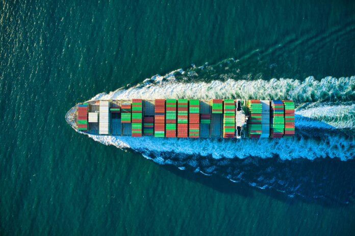 Preparación Crucial: Formación de Profesionales para Competir en Mercados Internacionales Comercio exterior: la formación que necesitan los profesionales para competir en mercados más inciertos