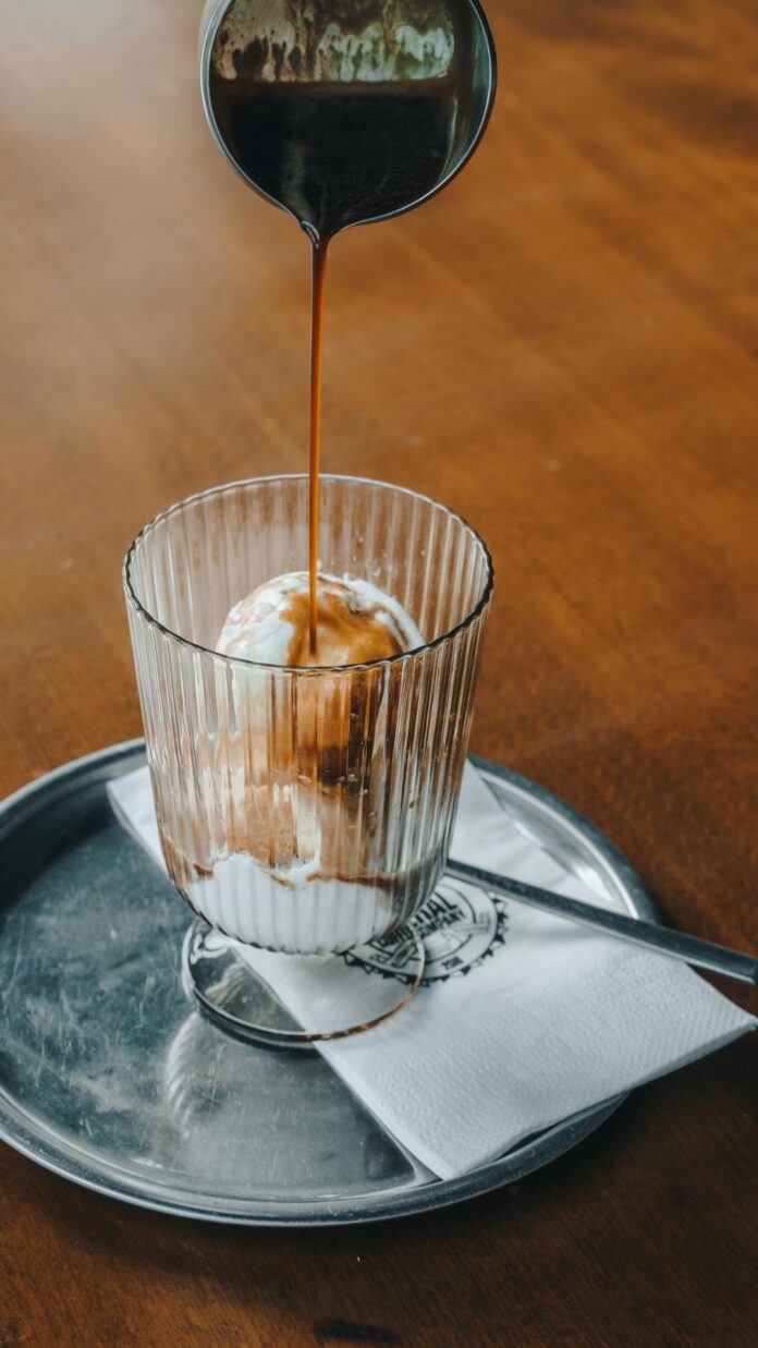 Affogato y Helados con Alcohol: Las Dos Tendencias Refrescantes de Affogato y helados con alcohol: las dos tendencias heladas de este verano