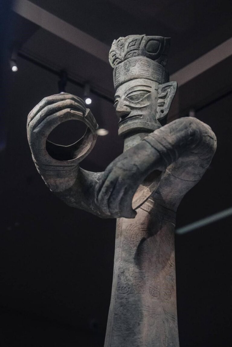 Celebración Conjunta del Aniversario de Sanxingdui y Jinsha: Un Viaje a la Civilización del Bronce en el Alto Yangtsé