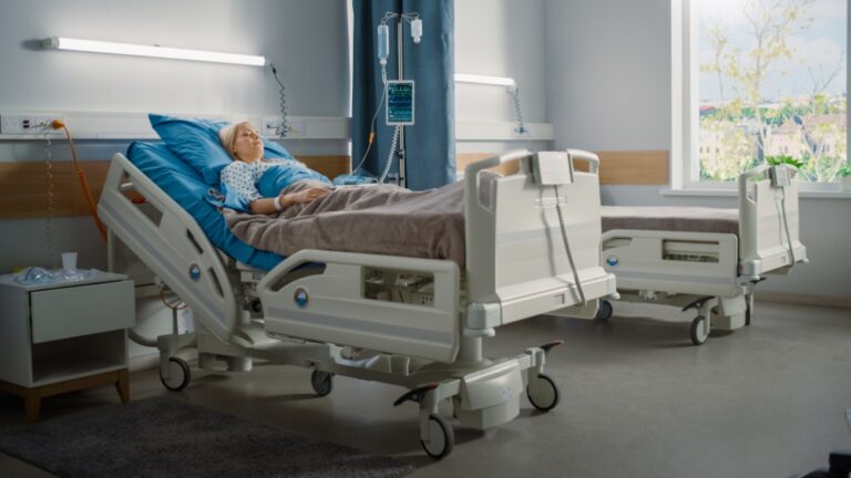 La UE alcanza una media de 507 camas de hospital por cada 100,000 habitantes