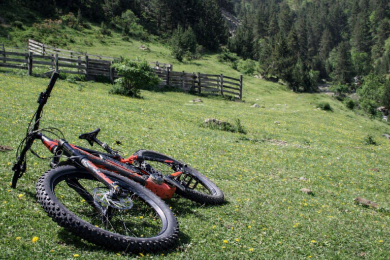 Llívia: Un Gran Punto de Partida para Descubrir la Cerdanya en Bicicleta