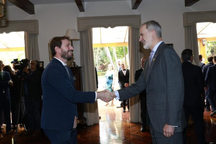 Reconocimiento Internacional del Modelo Educativo de GSD en la Recepción La presencia de GSD en la recepción oficial de Felipe VI refuerza el reconocimiento internacional de su modelo educativo
