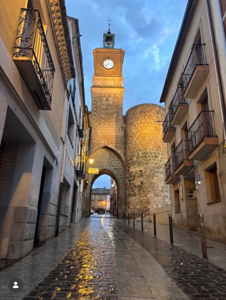Santo Domingo de la Calzada Triunfa en el VI Concurso FotoRed con una Imagen que Cautiva Instagram