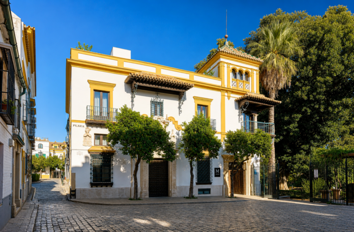 Verano en Sevilla: Disfruta tu Estancia en el Corazón del Hotel en el centro de Sevilla: disfrutar del verano desde el Barrio Santa Cruz
