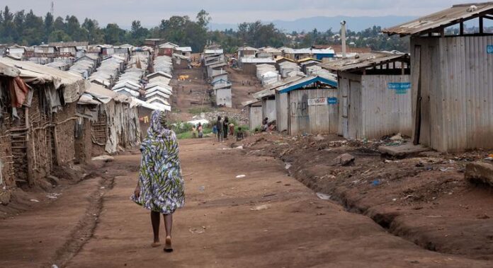 Cien Días de Ébola en RD Congo: Más de 2,500 Cien días de ébola en RD Congo: más de 2500 muertos y un brote que ya supera en extensión a Francia
