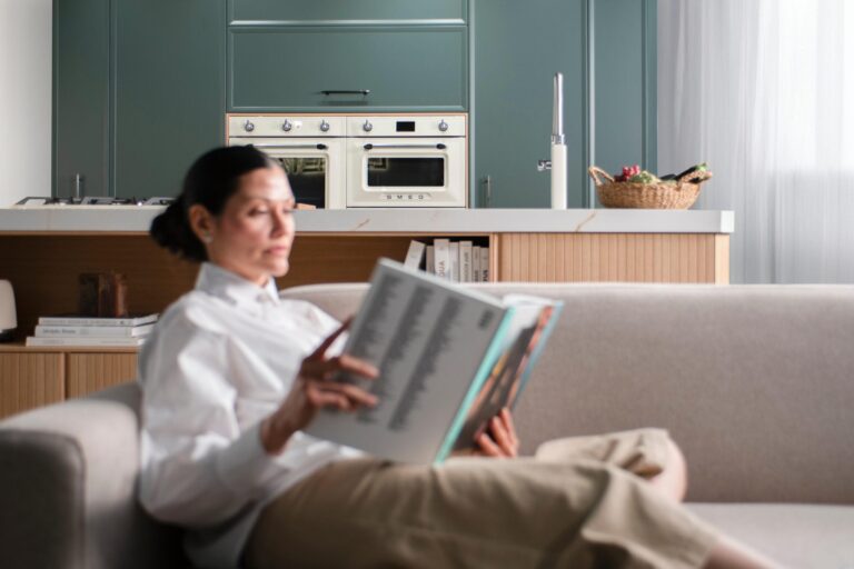 Domina la Regla 60-30-10 para Decorar tu Casa como un Experto