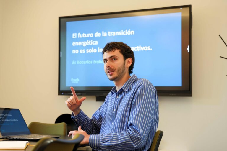 Frank Energy y Soleme Revolucionan la Gestión de Baterías Domésticas para Instaladores Solares