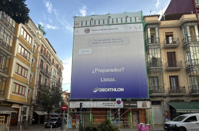 La Vuelta al Cole Comienza con los Grupos de WhatsApp: La vuelta al cole empieza cuando llegan los grupos de WhatsApp: Decathlon lo lleva al centro de Madrid