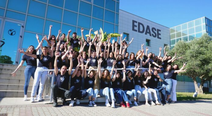 Urgente Contratación de Asesores: EDASE Ofrece 100 Becas para Captar Urgencia en contratación de asesores en España: EDASE lanza 100 becas para captar personal