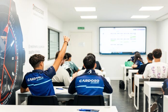 Cardoso Academy Comienza el Curso 2026/27 con 255 Alumnos, Casi Cardoso Academy inicia el curso 2026/27 con 255 alumnos, casi cinco veces más que en su primera promoción