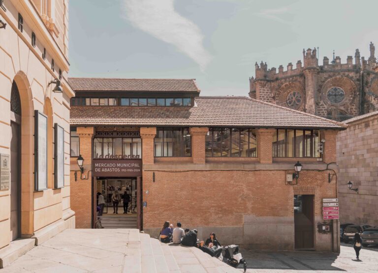 El Mercado de Abastos Renueva Su Mirada hacia Toledo