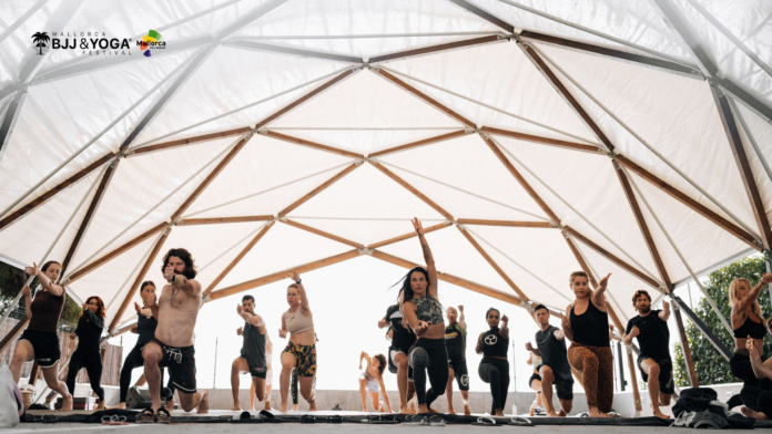 El Mallorca BJJ & Yoga Festival 2026 Aumenta un 8% Sesión de Yoga en el Festival de Otoño de 2026