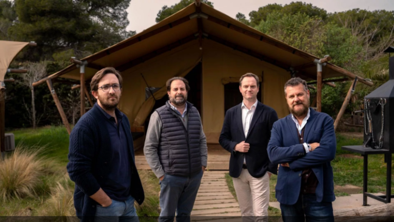 HolaCamp Integra Tecnología de Mews para Optimizar la Gestión de Su Red de Campings