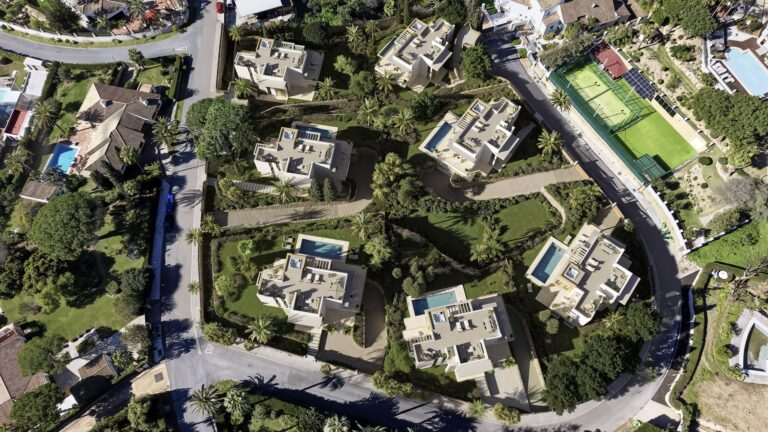 IQUO Presenta Dream Hacienda Las Chapas: Siete Villas de Autor en el Este de Marbella