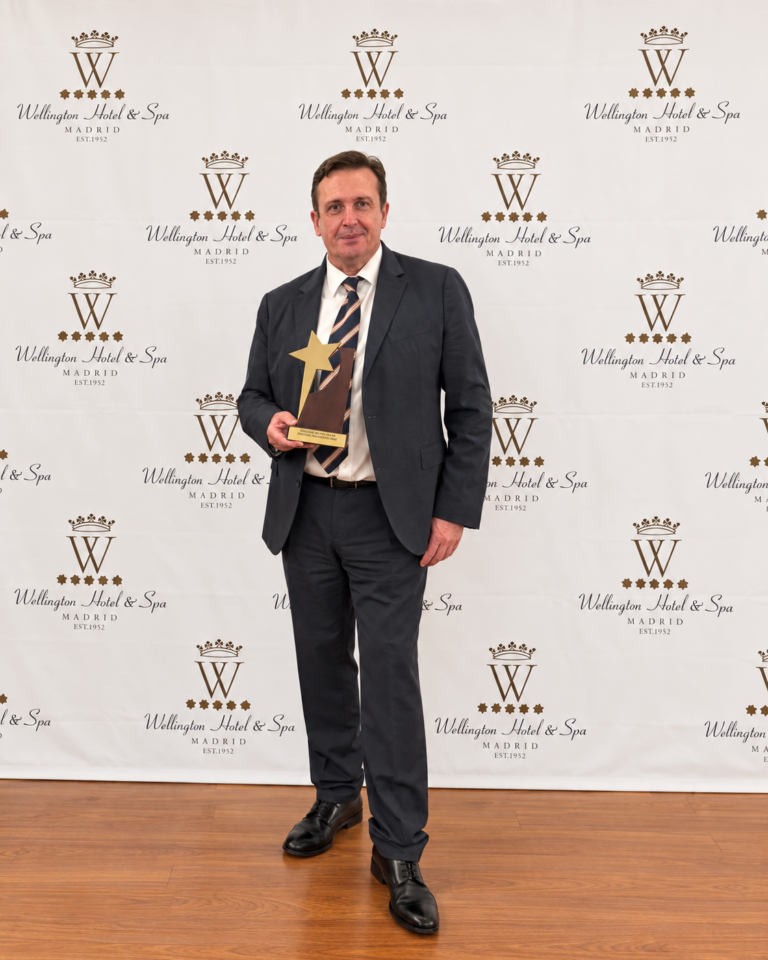 Ignacio Campoy: Reconocimiento a una Trayectoria de Éxito en el Premio Madrid Magazine