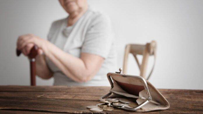 Personas en riesgo de pobreza reportan mayores dificultades de salud, People at risk of poverty report more health-related difficulties - News articles